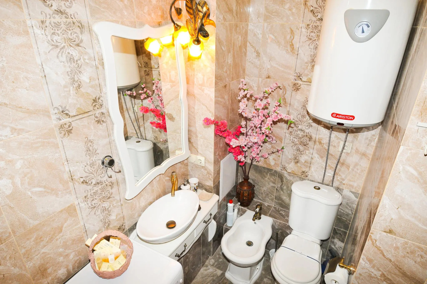 Аэлита на бульваре Вилькицкий 4