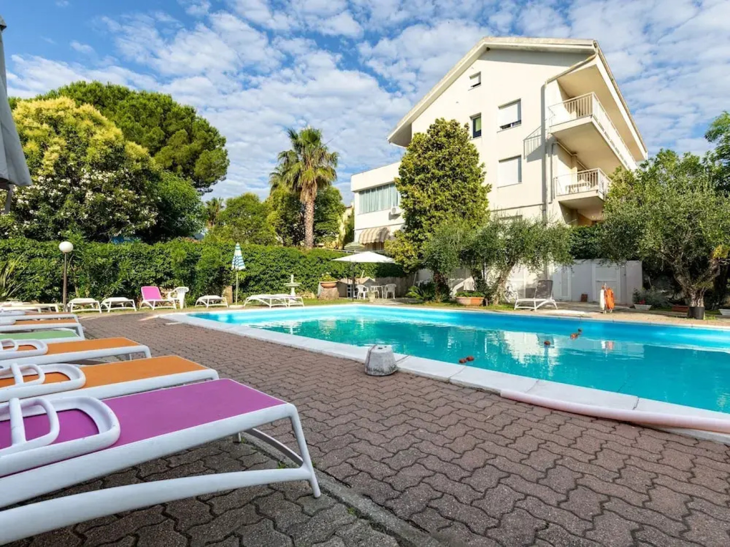 Attractive Apartment in Loano With Garden