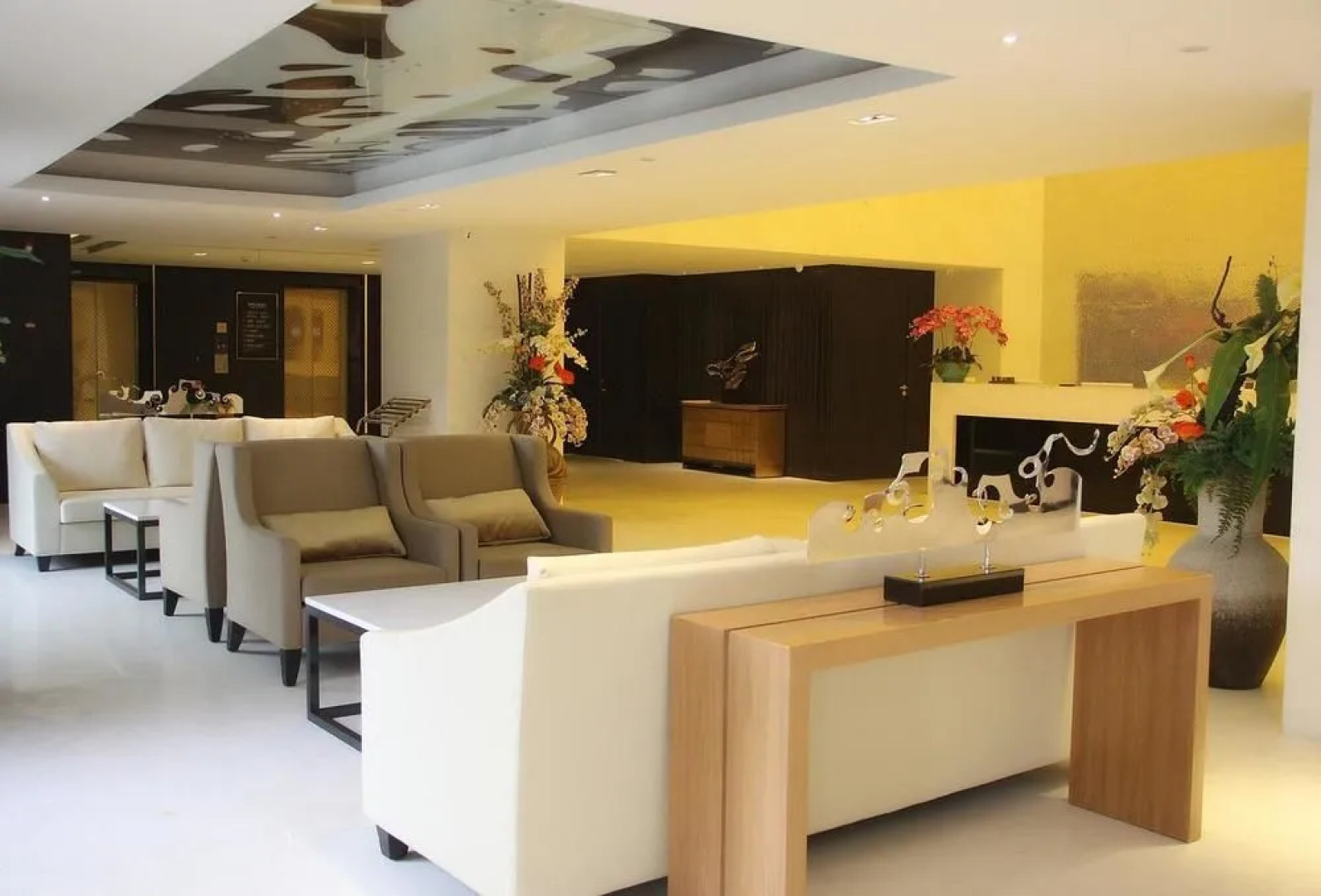 Hangzhou Yin Long Will Leisure Theme Hotel