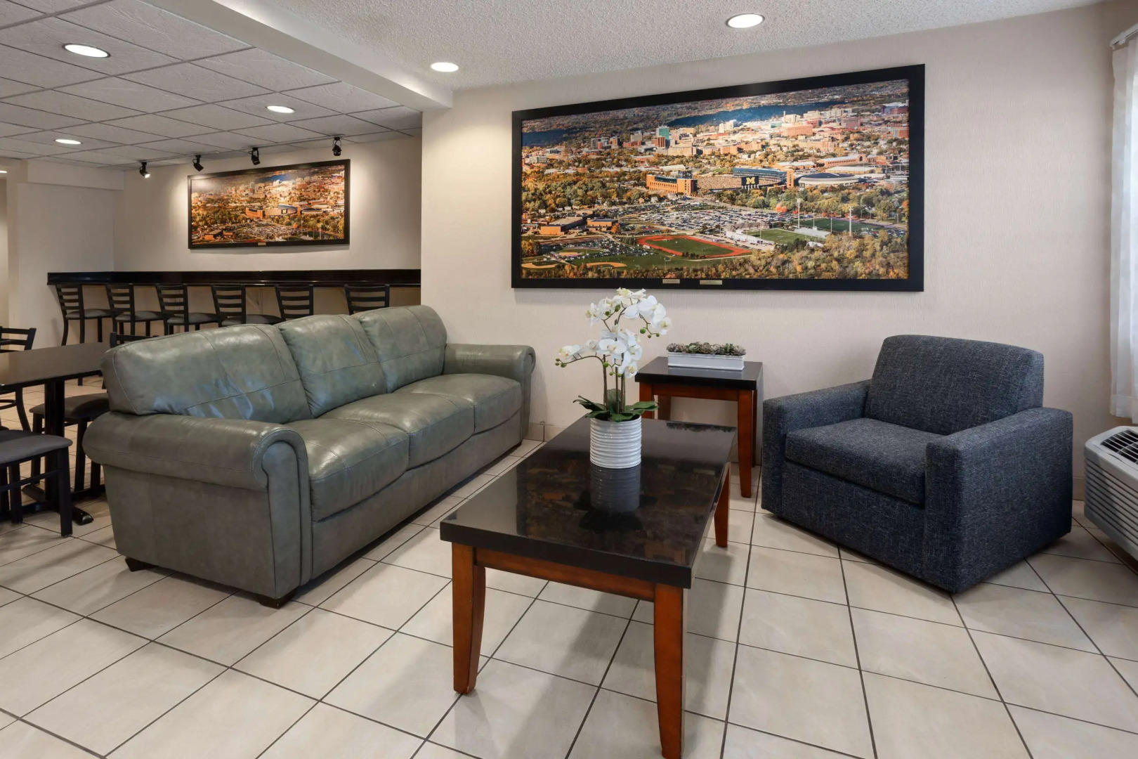 Microtel Inn & Suites by Wyndham Ann Arbor