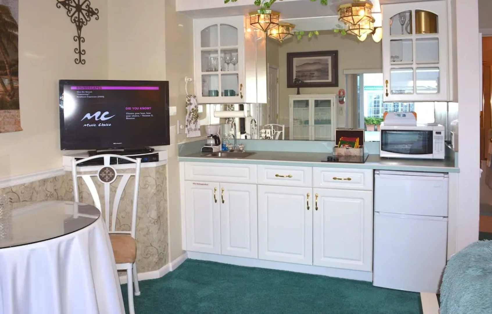 Island Cottage Oceanfront Inn & Spa