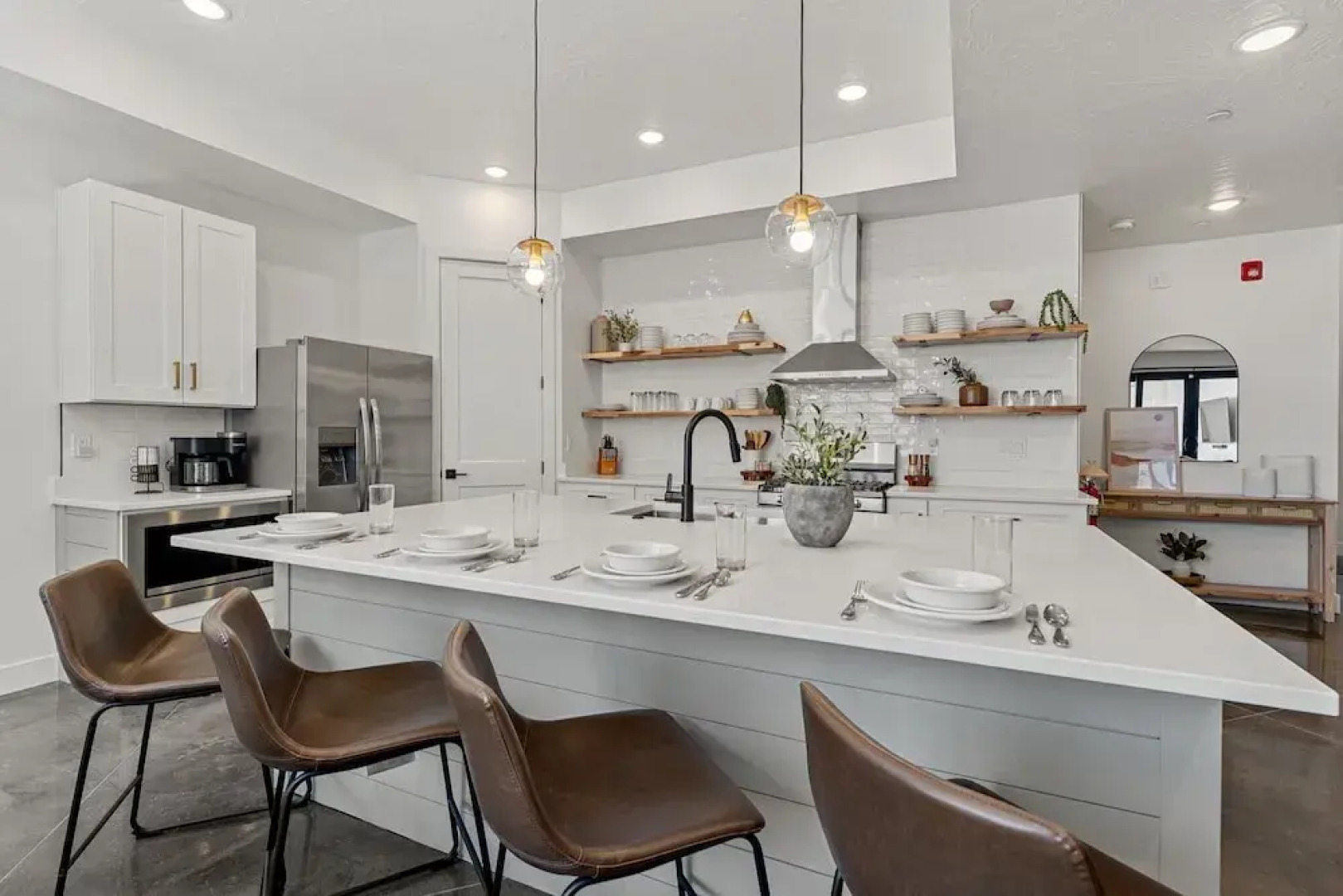 Desert Jewel With Private Gym And Pool 4 Bedroom Townhouse