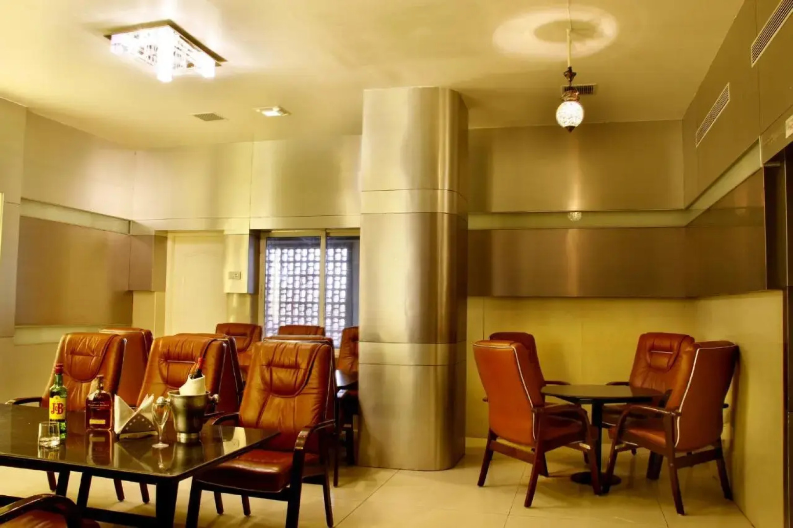 Hotel DSF GRand PLazas