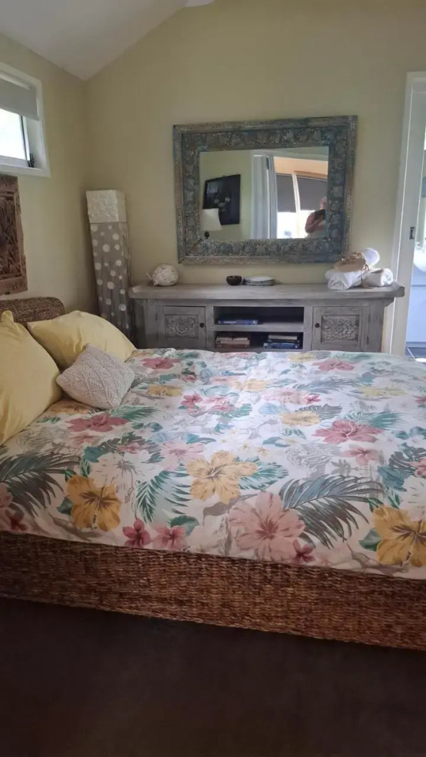 Wyreepi Carribean Chalet