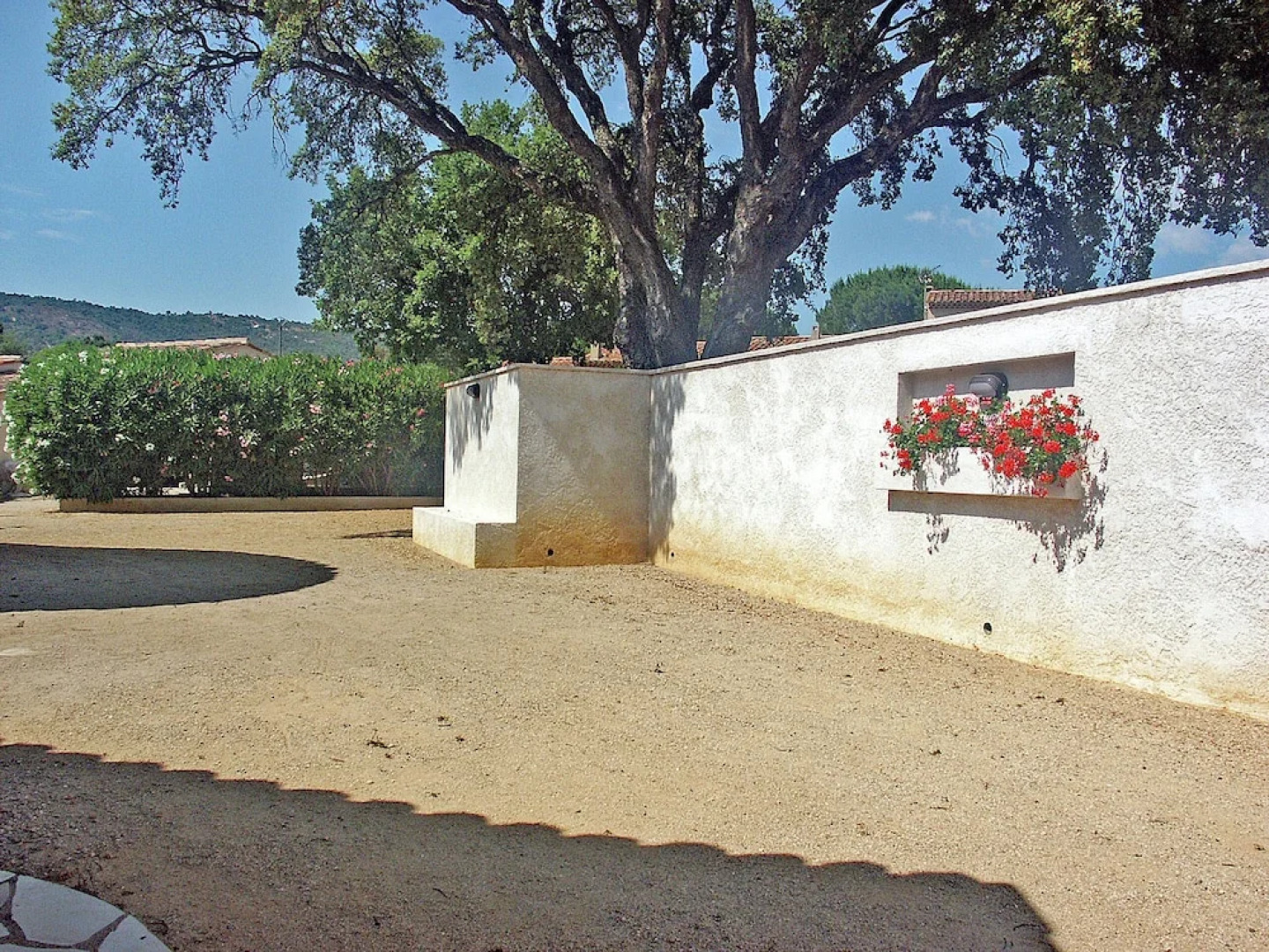 Characteristic Villa a Short Distance From Sainte-maxime and Saint-tropez