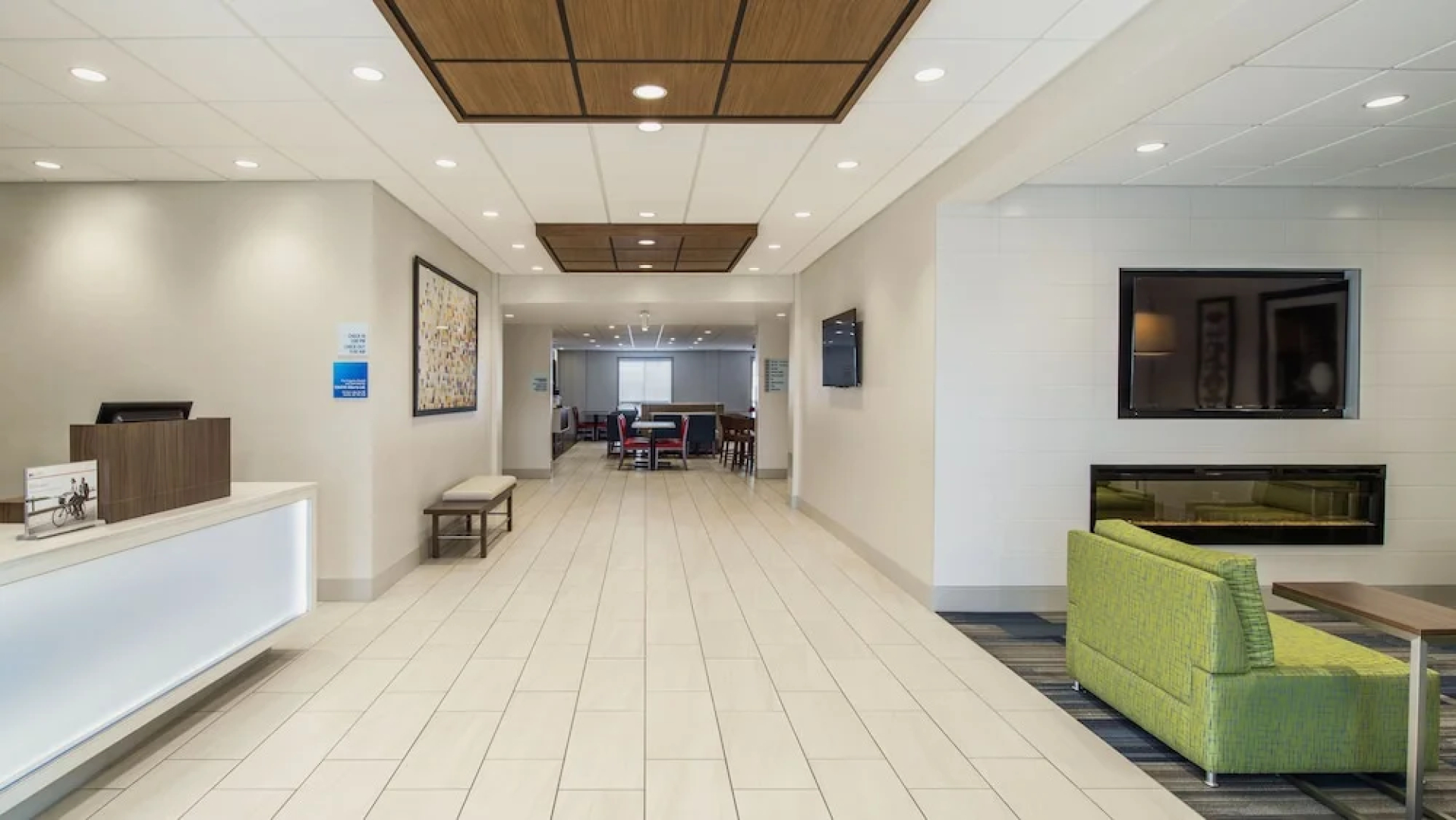 Holiday Inn Express Calgary North