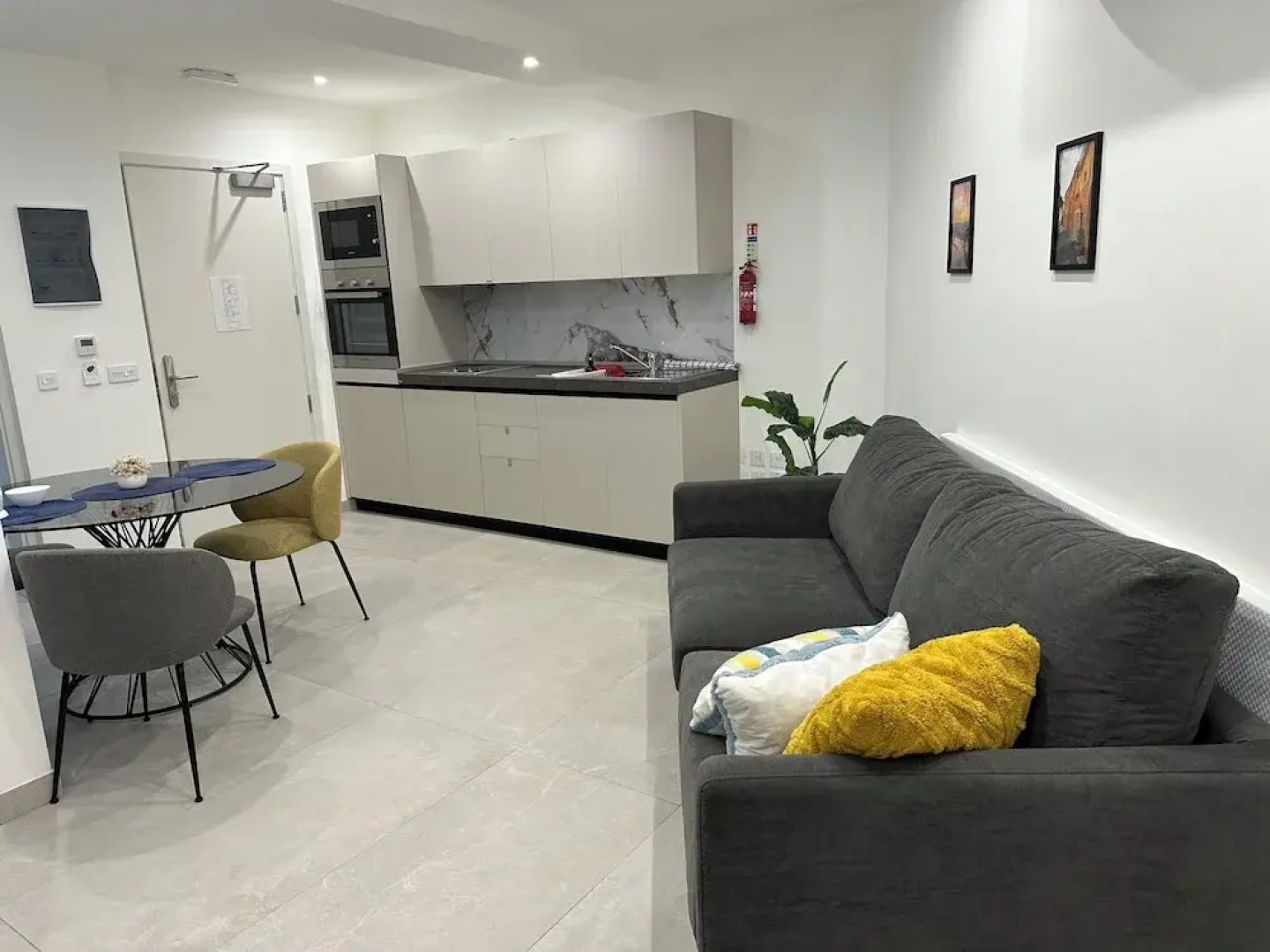 The Central guesthouse