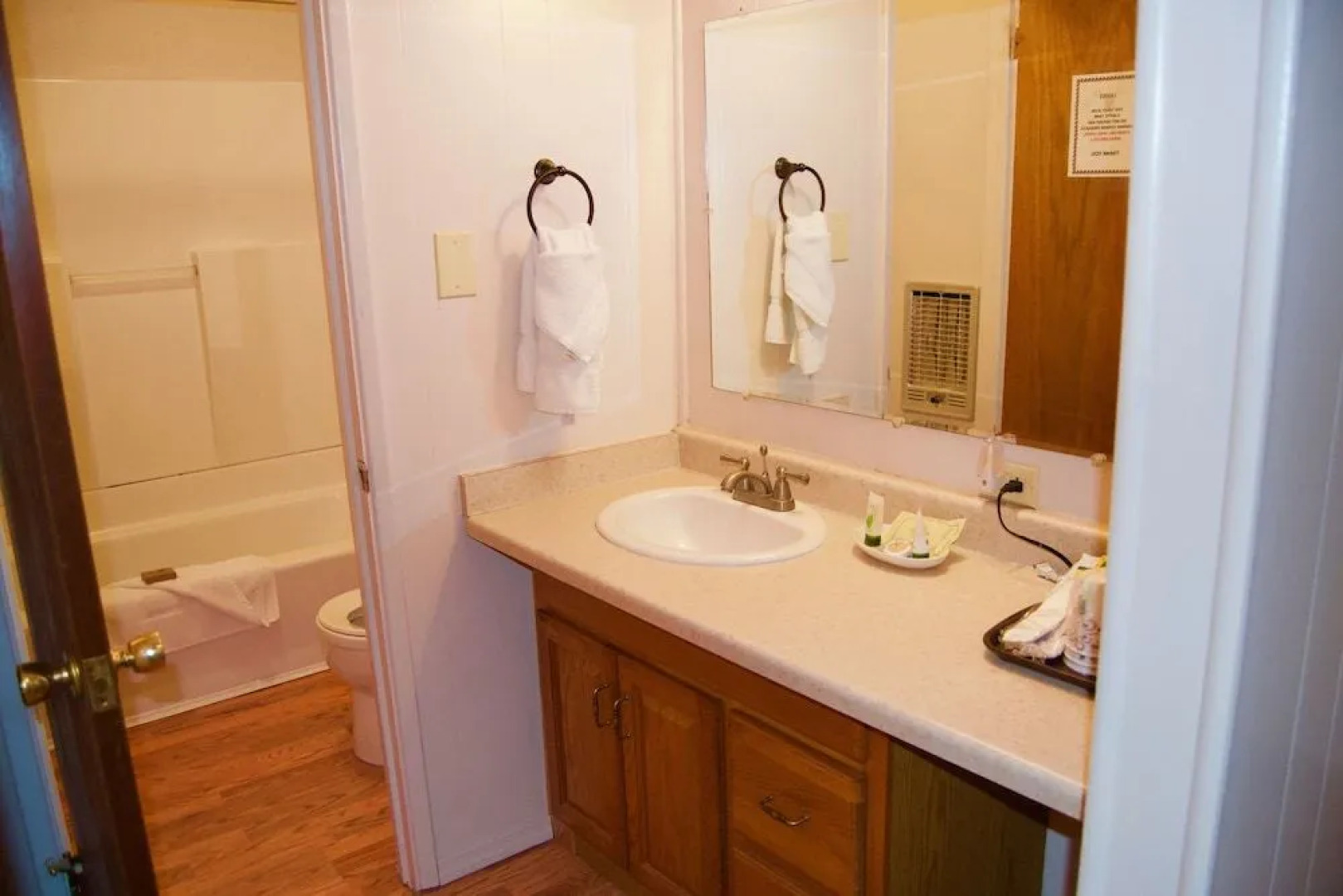 Pendaries Village Lodge