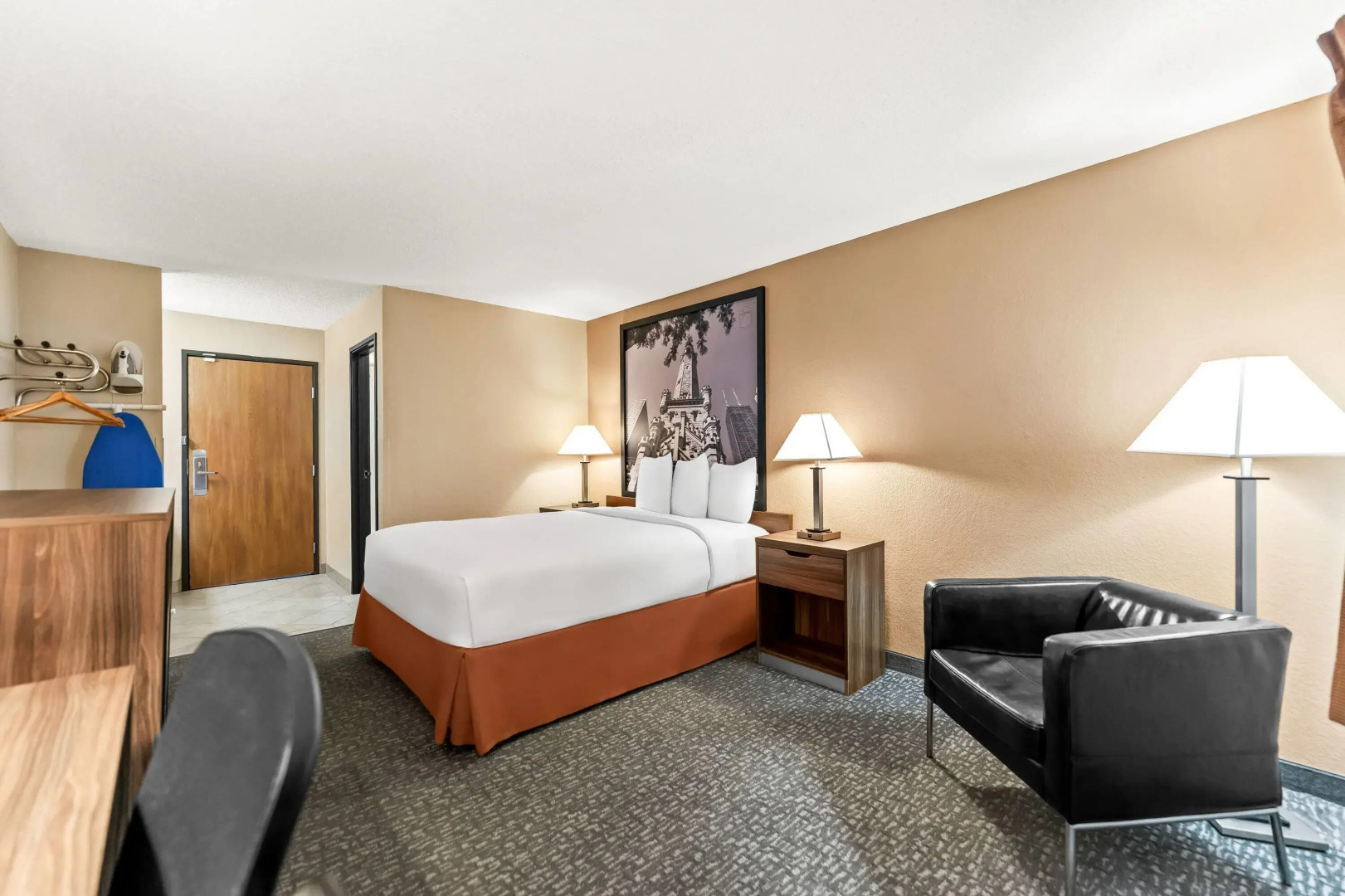 Super 8 by Wyndham Elgin