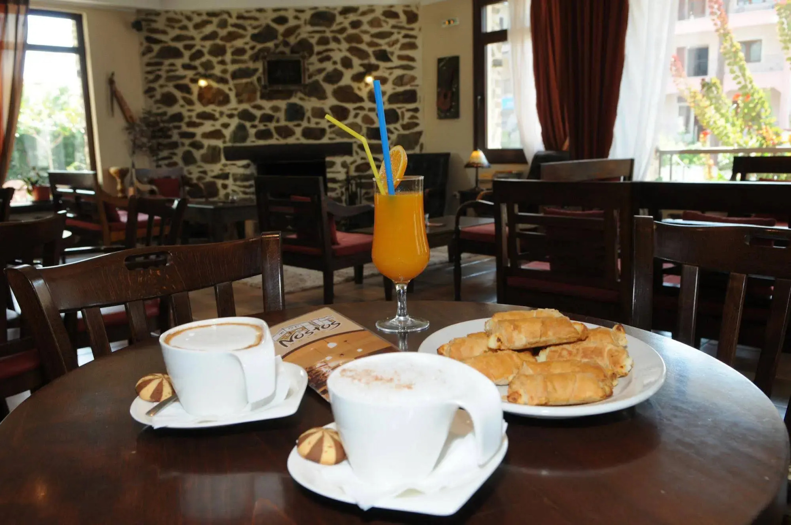 Hotel Nostos
