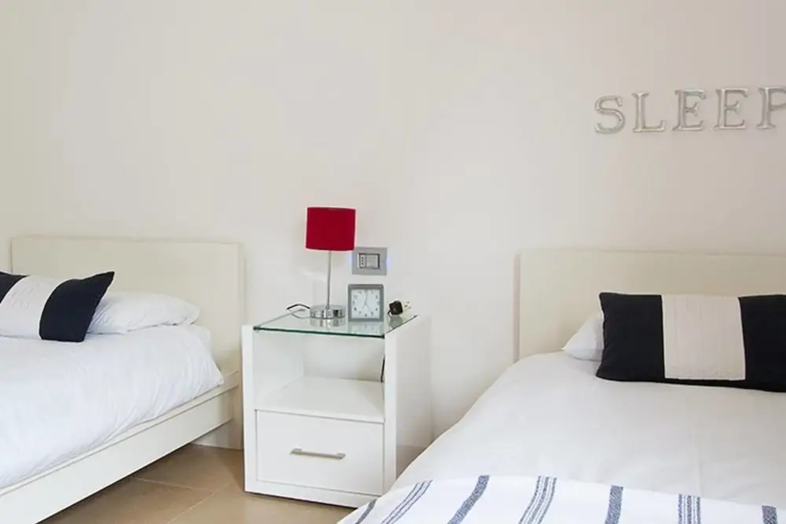 Stunning Italian Lakes Villa With Lake Views, Bbq, Wifi, Wii Games Console