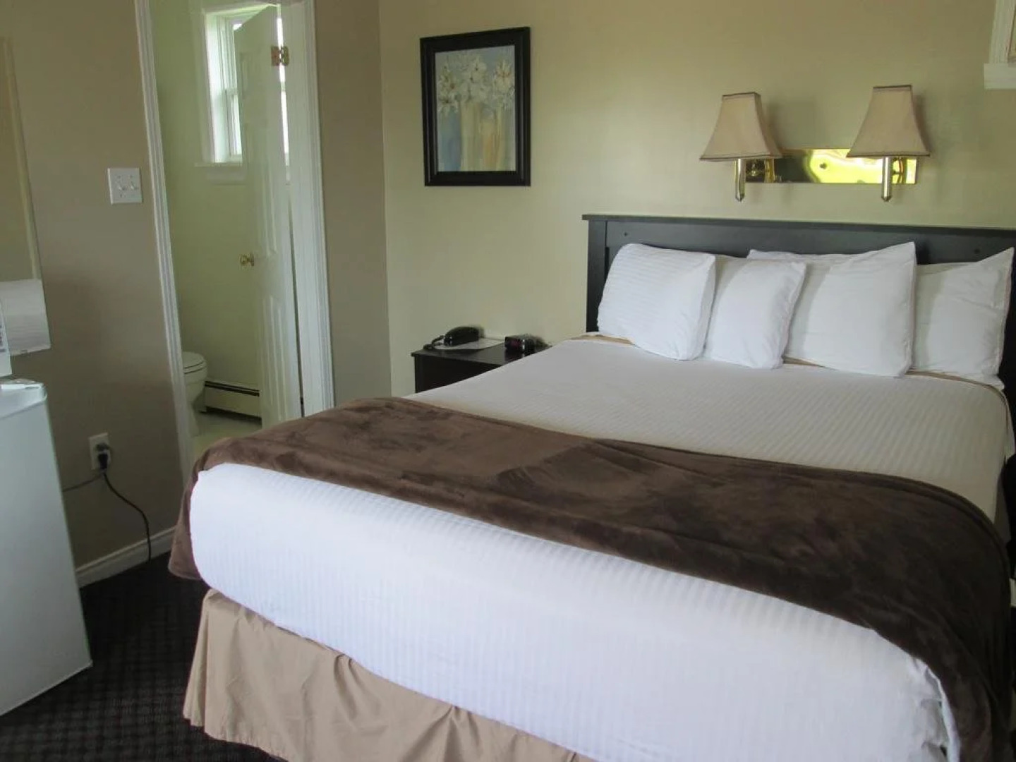 Middleton Motel & Suites