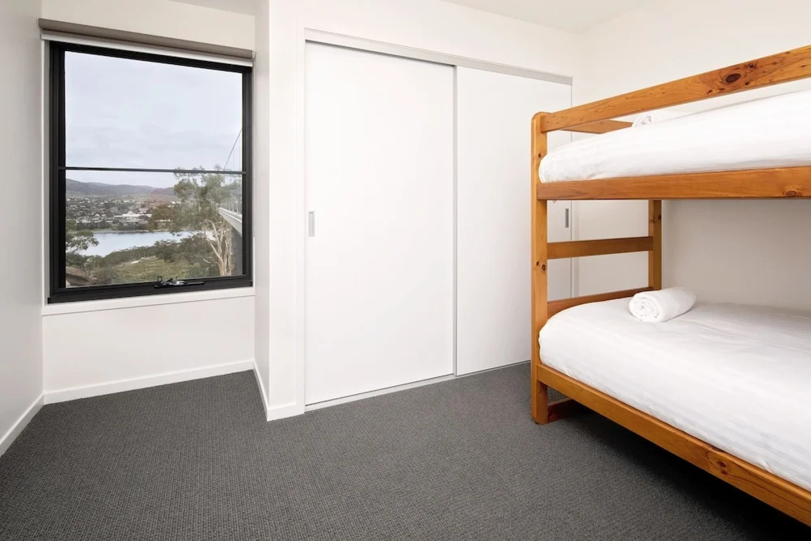 Mountview 43