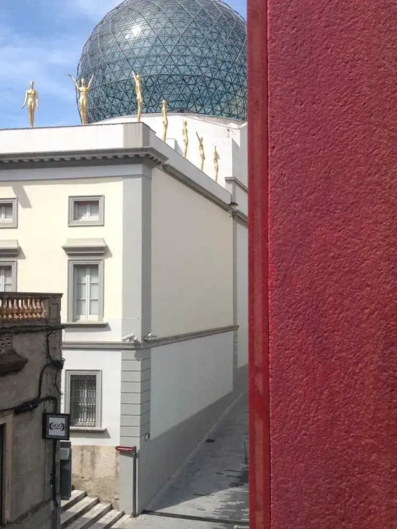 Apartamentos Dalinium