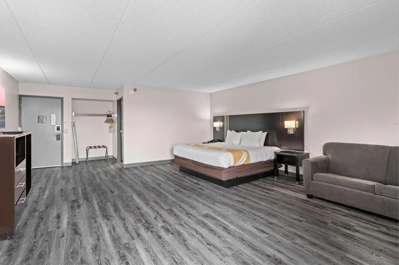 Quality Inn & Suites Mall of America - MSP Airport