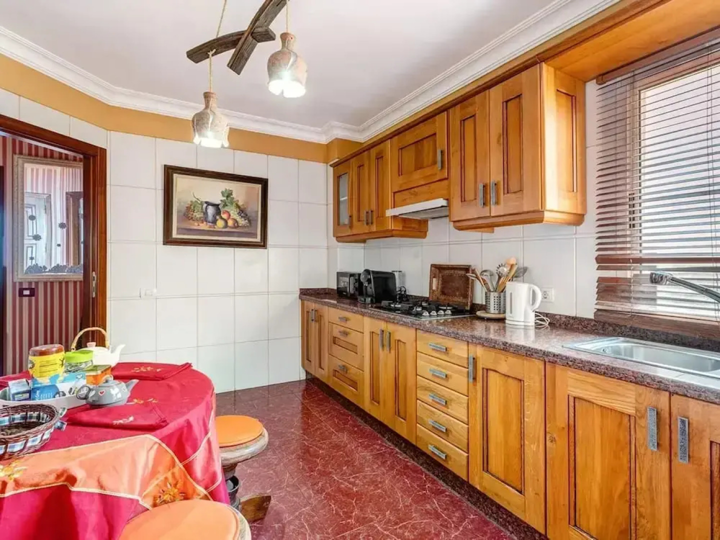 Apartment in Radazul With Stunning Sea Views