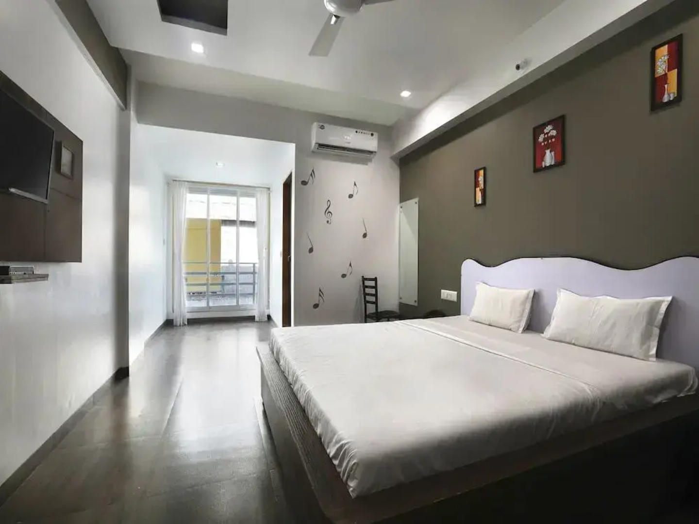 White House Beach Resort by OYO Rooms