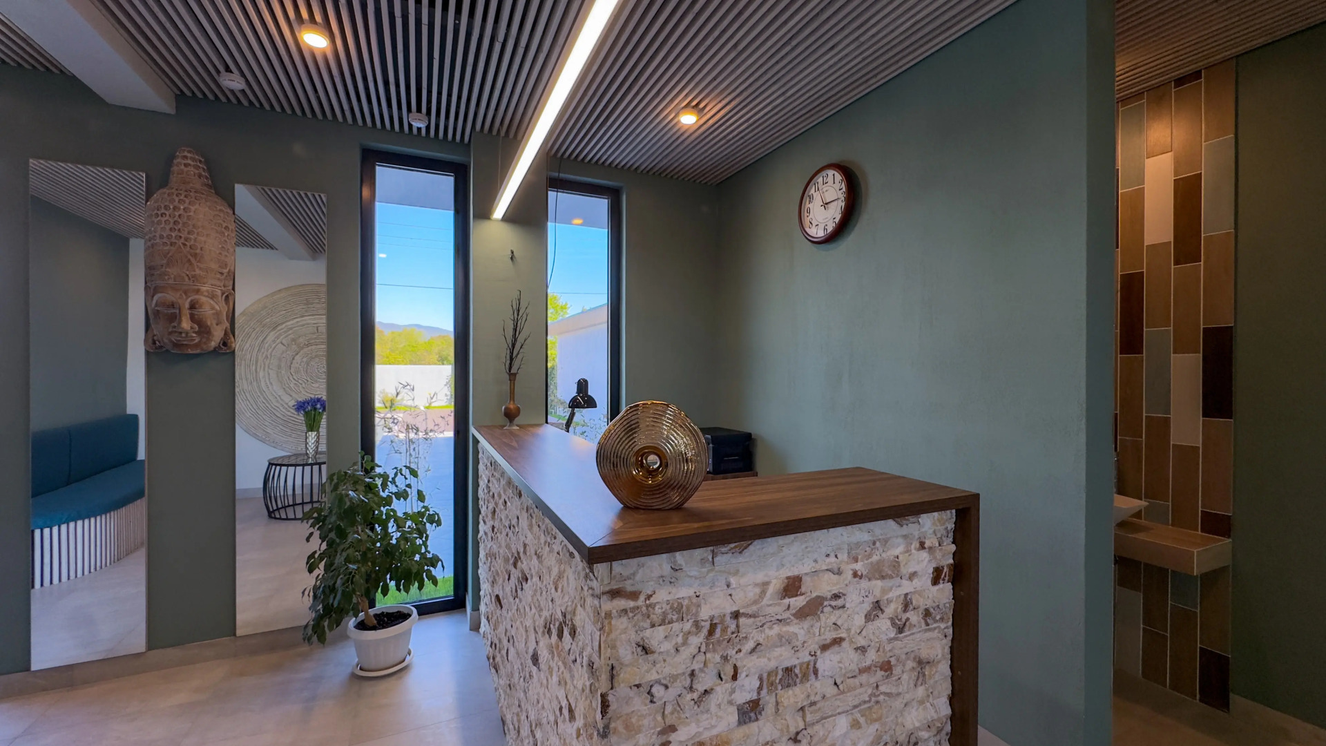 VILLA Астория (Цандрипш)