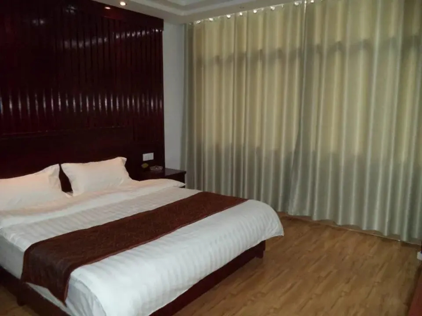 Jiuhuashan Xianyaju Hotel