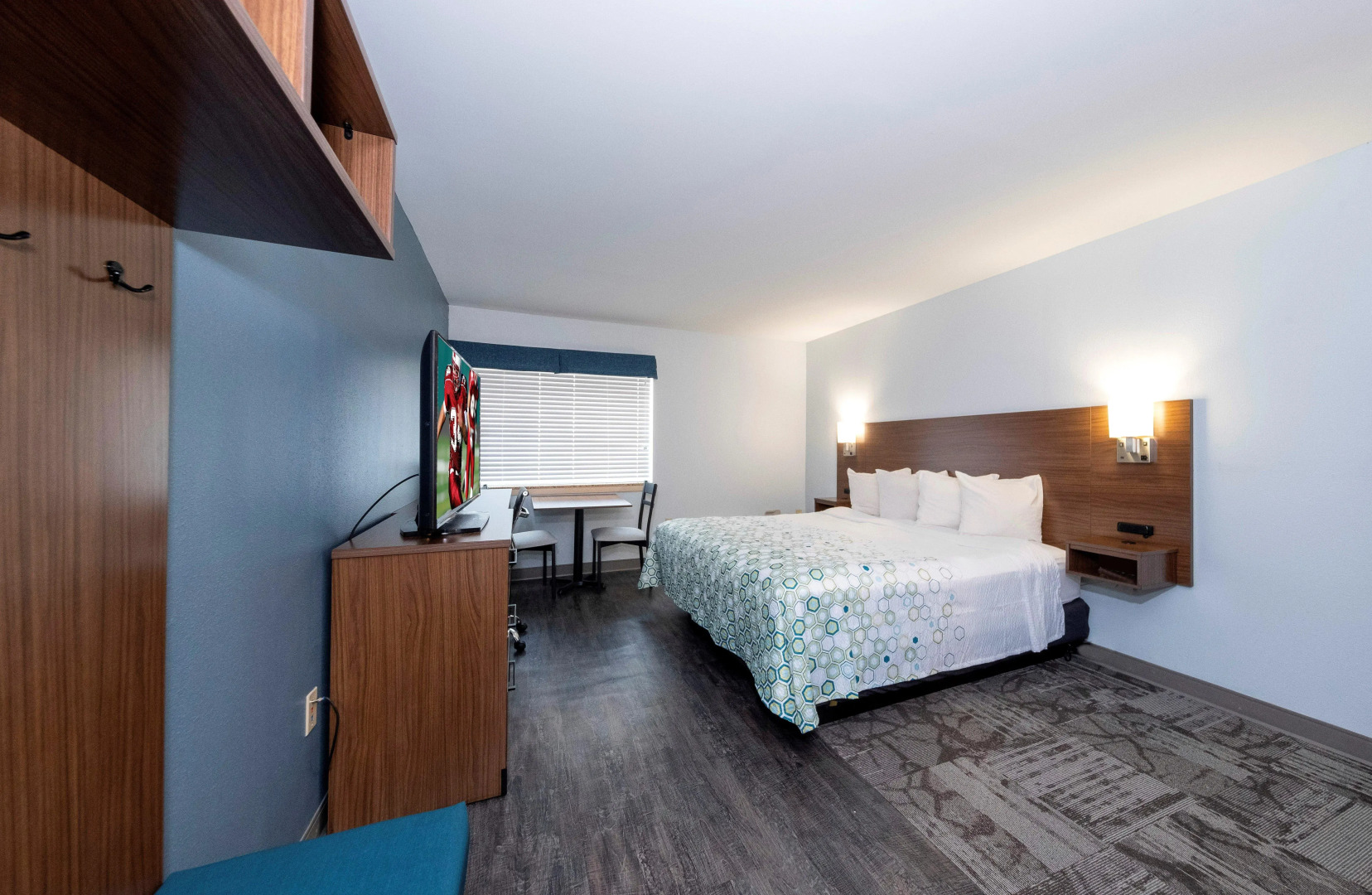 Red Roof Inn & Suites Wilmington - New Castle
