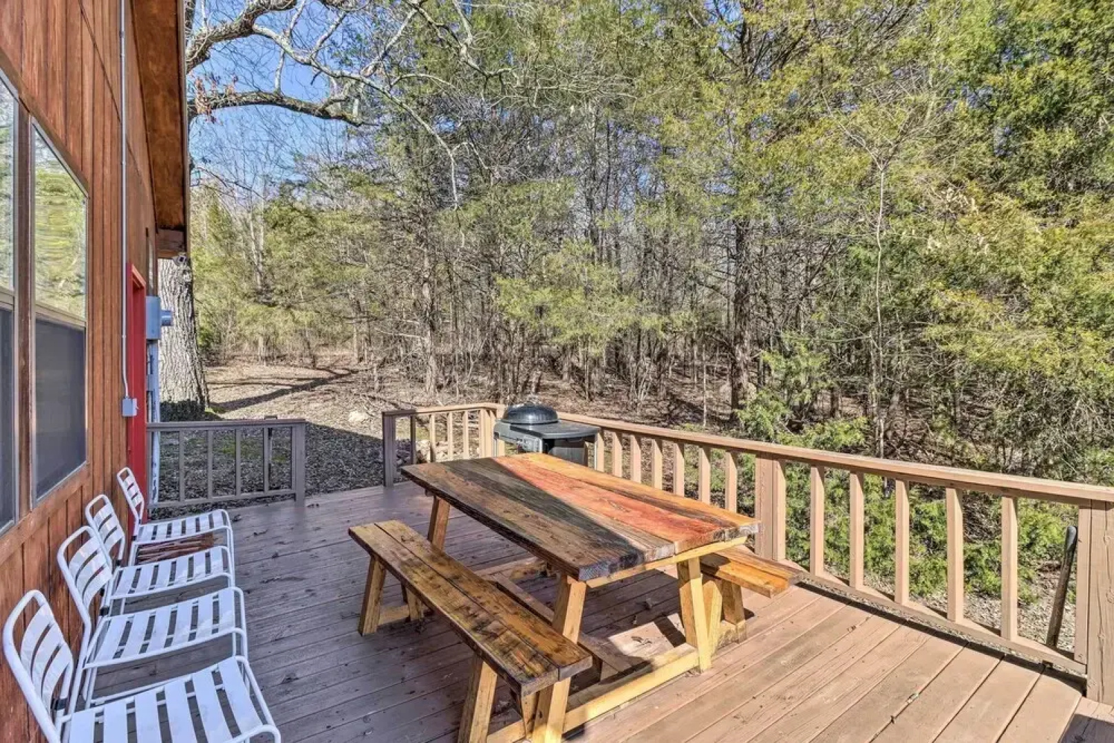 Walk to White River: Home w/ Deck in Flippin!