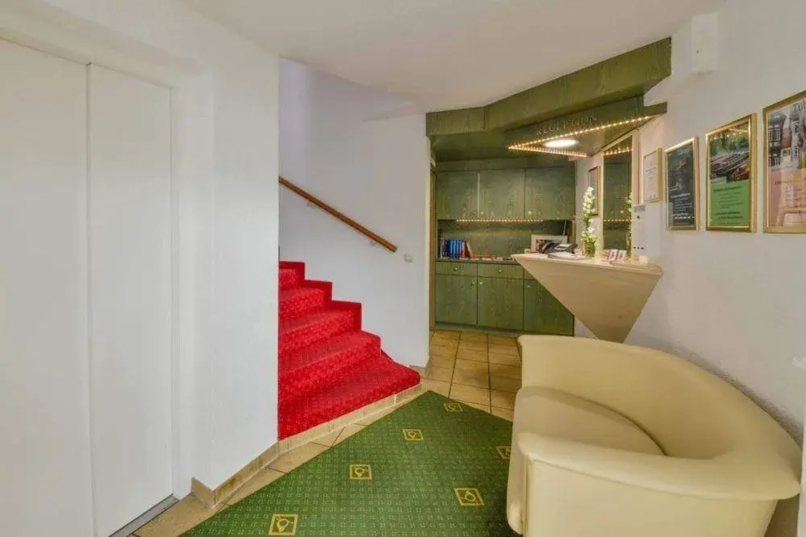 Mayers Waldhorn Hotel