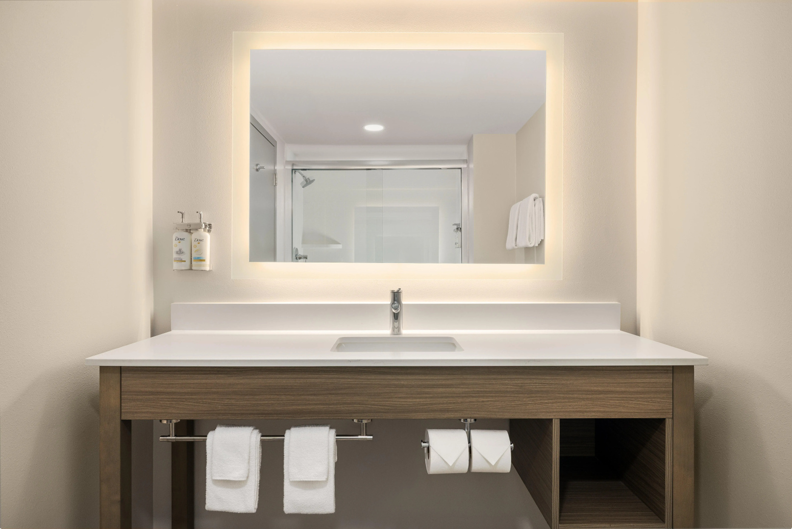 Holiday Inn Express Fayetteville – Fort Bragg by IHG