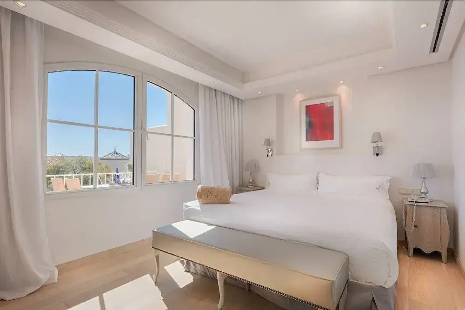 Las Dunas Suites & Apartments