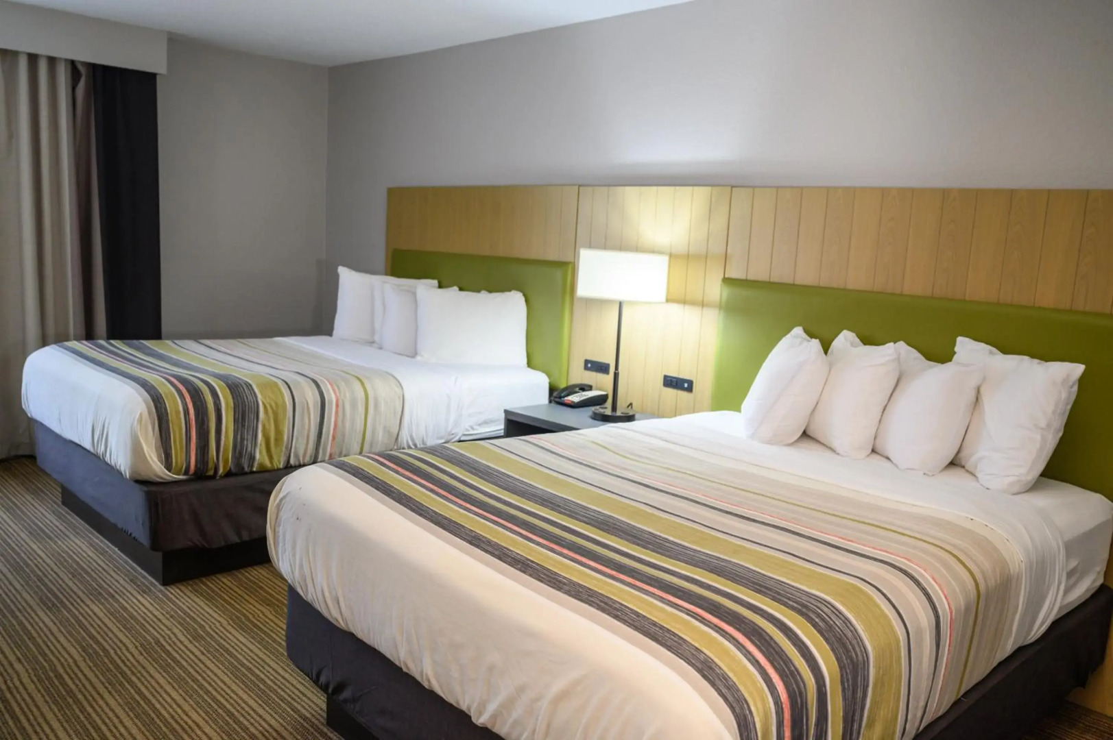 Country Inn & Suites by Radisson, Greenfield, IN