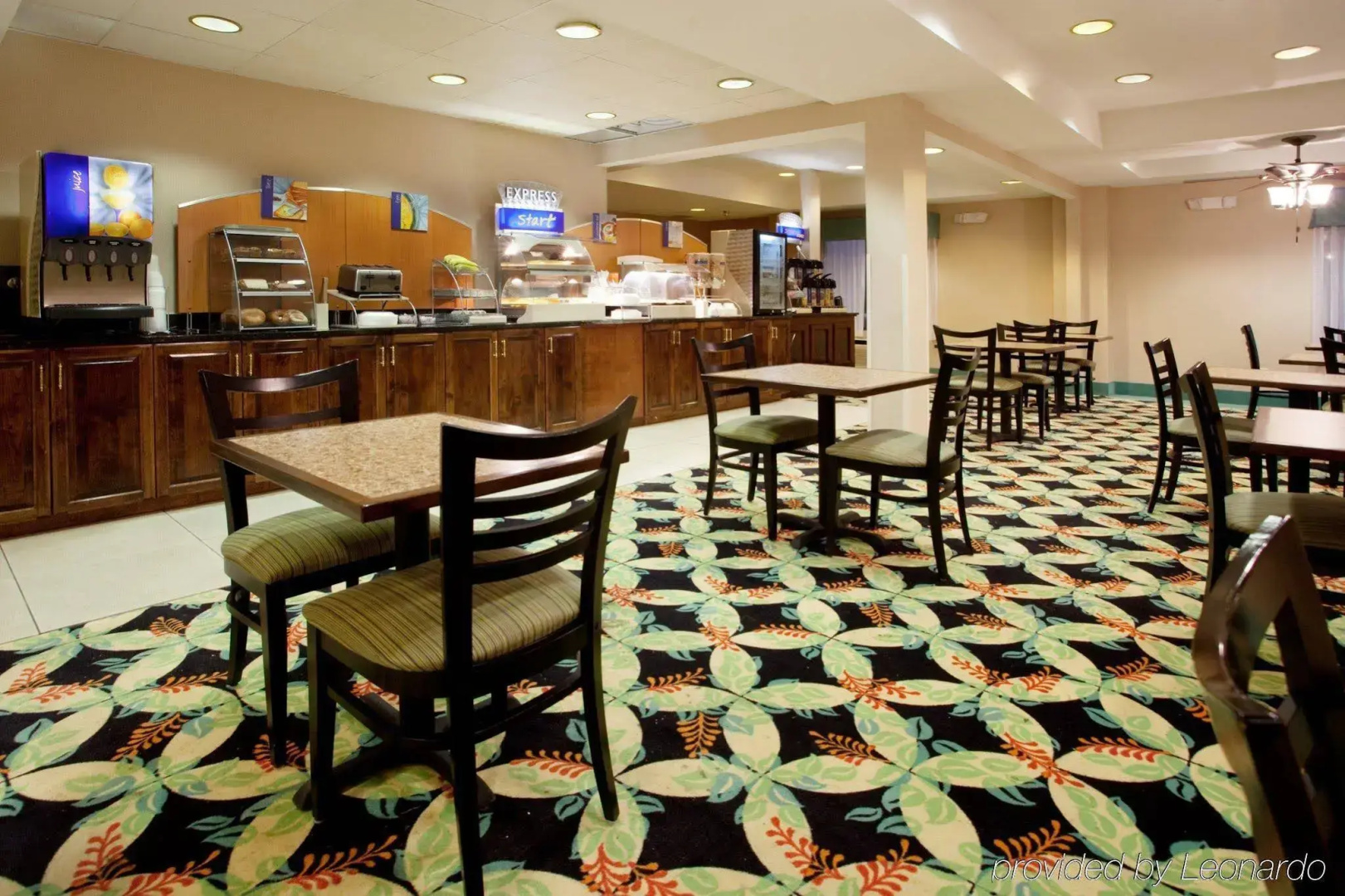 Country Inn & Suites by Radisson, Murrells Inlet, SC