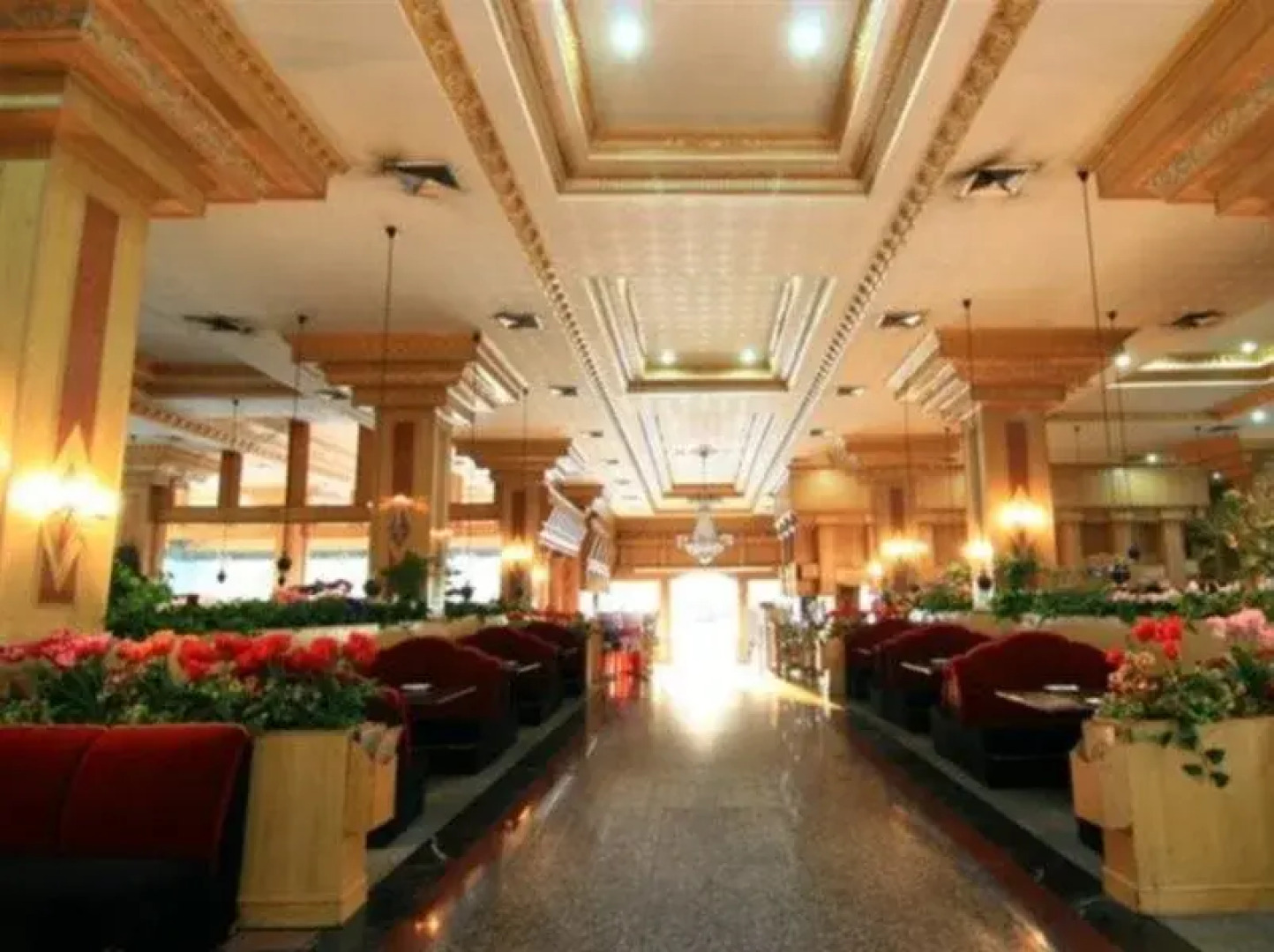 13 Coins Ngam Wongwan