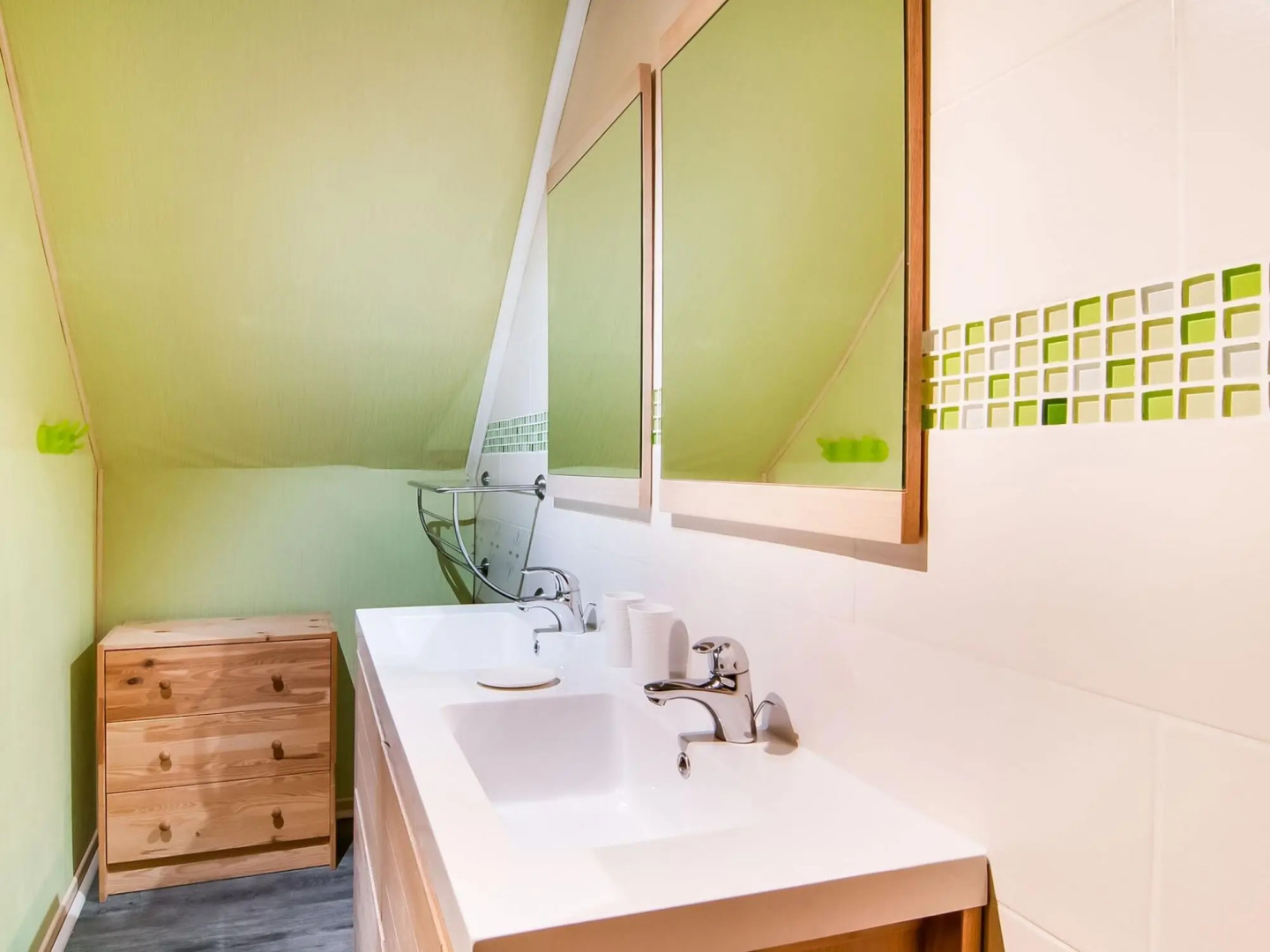 Tranquil Holiday Home with Private Garden in Ardennes