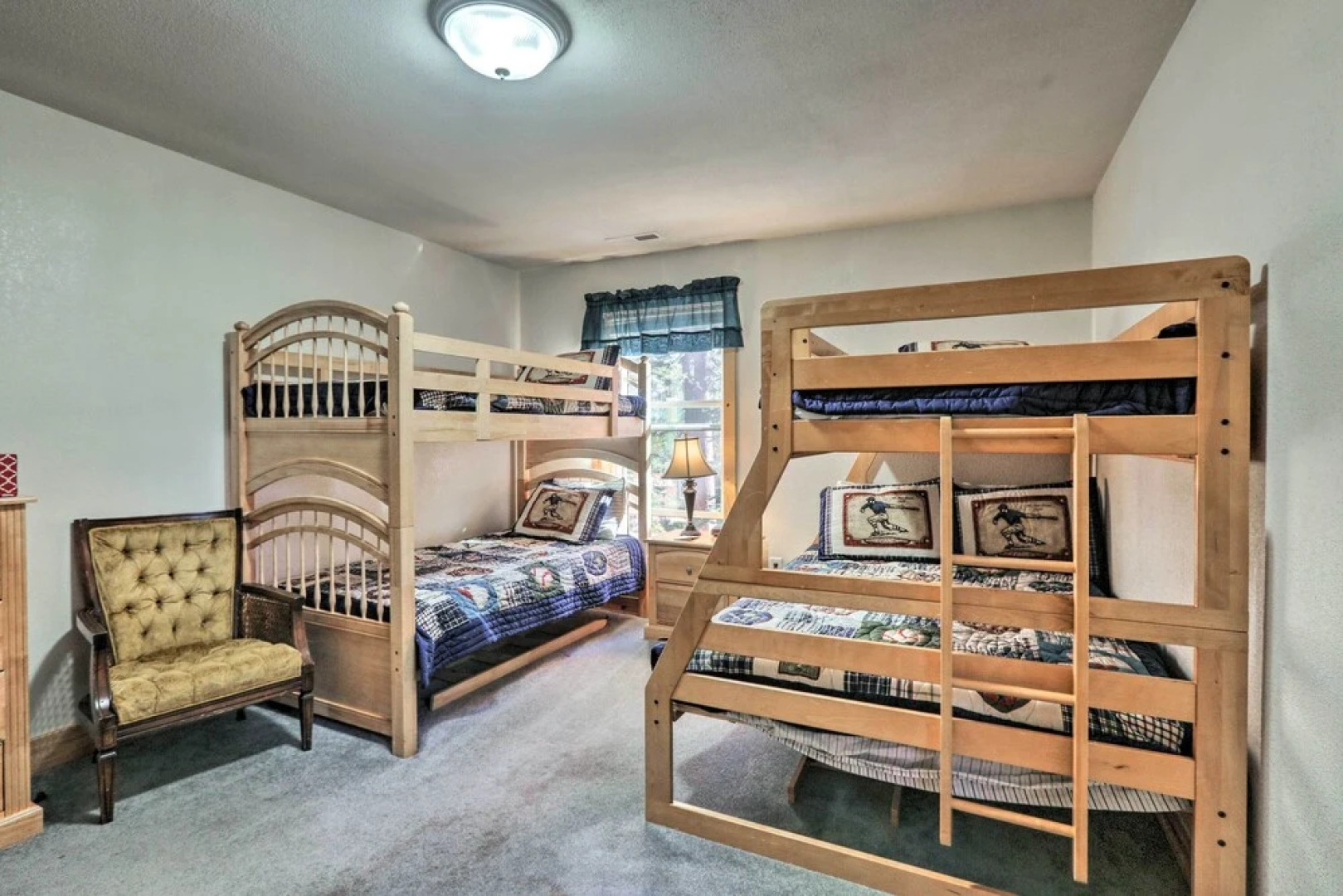 Carnelian Bay Home w/ Hot Tub Near Tahoe Skiing