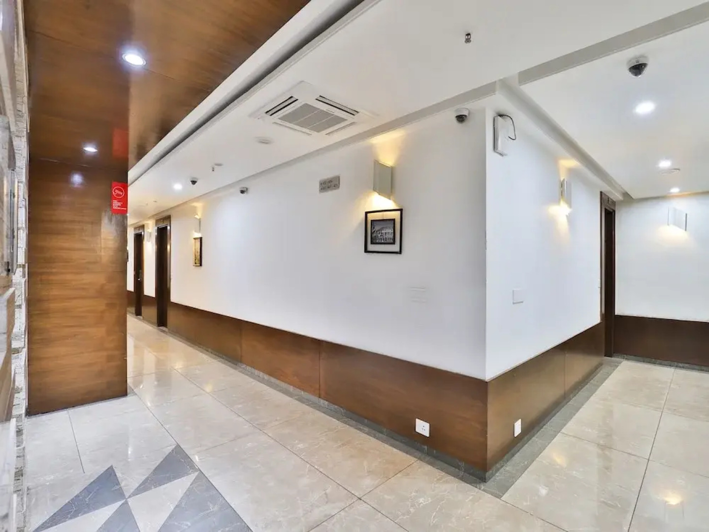 OYO 4938 Hotel Dev Aadi