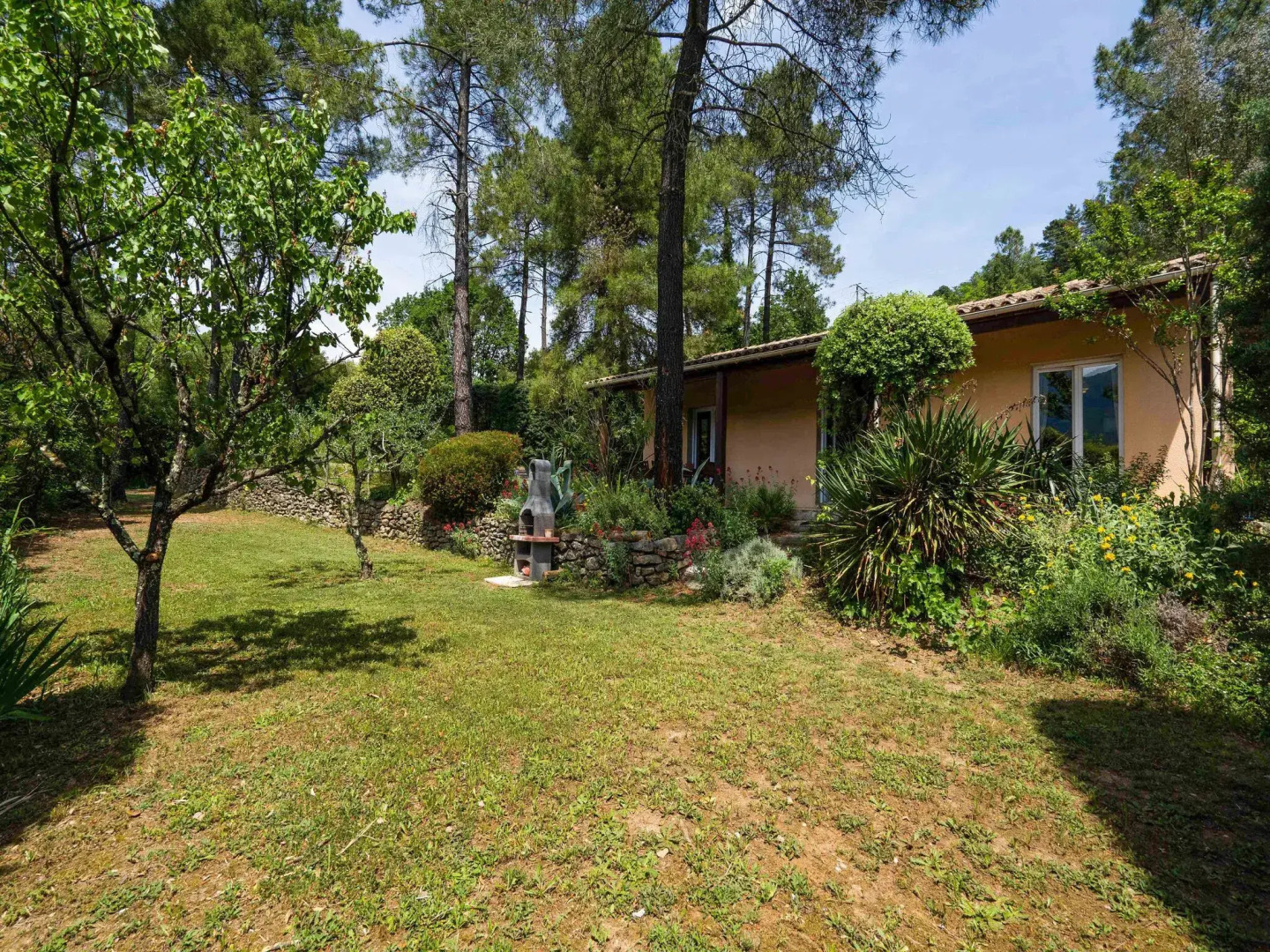 Serene Holiday Home in Les Salelles With Swimming Pool