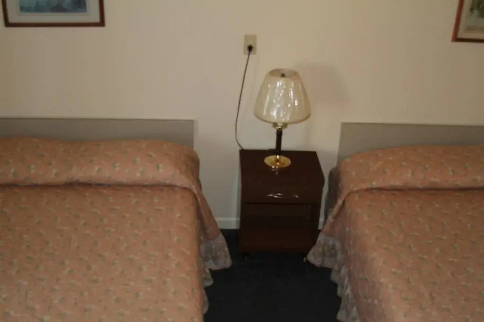 Badlands Hotel and Campground