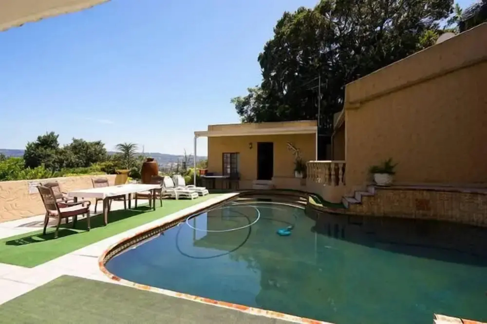 Villa Valencia