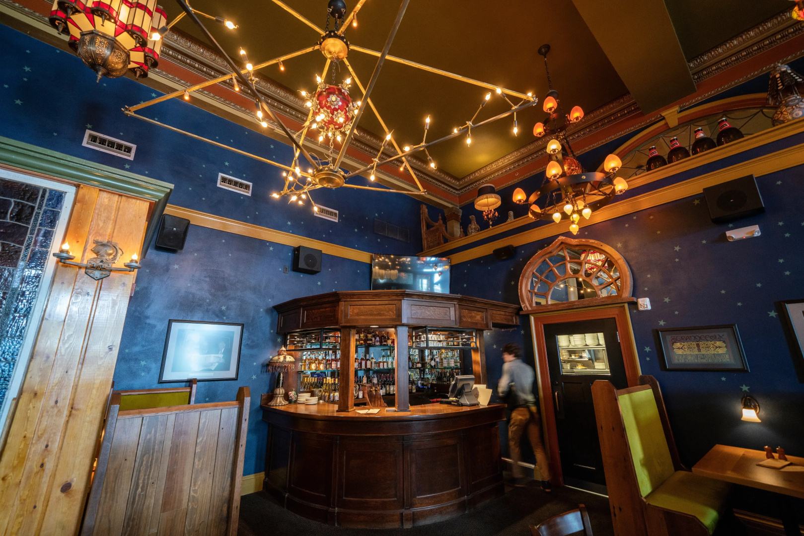 McMenamins Elk Temple