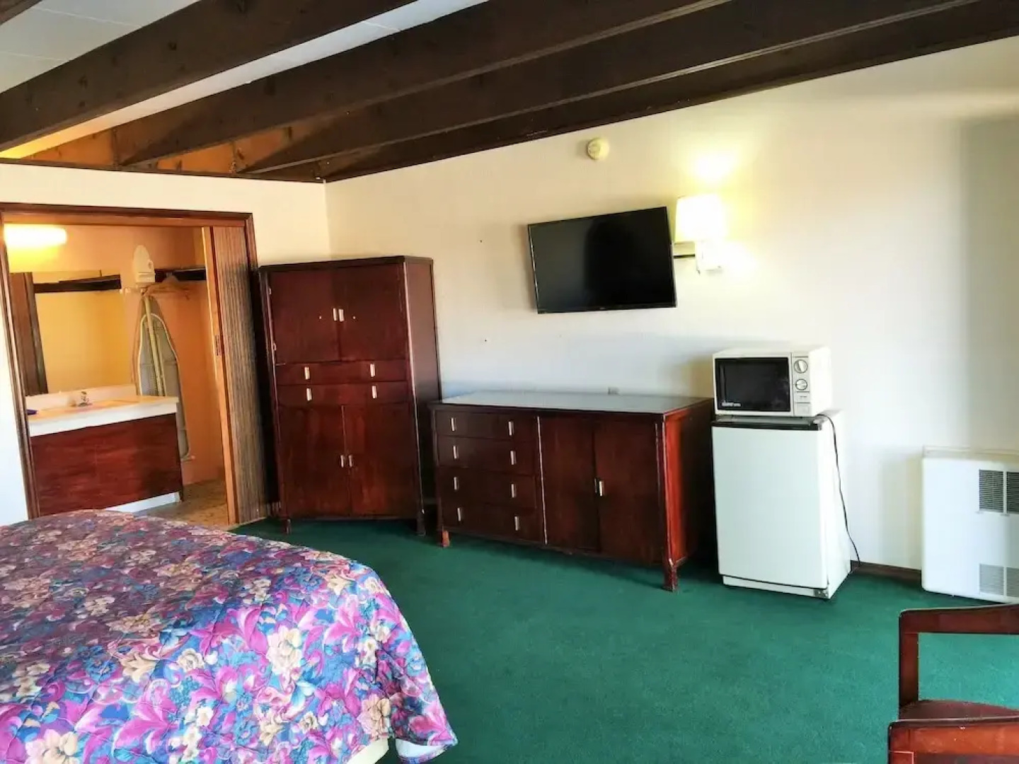 Tollway Inn of Beloit