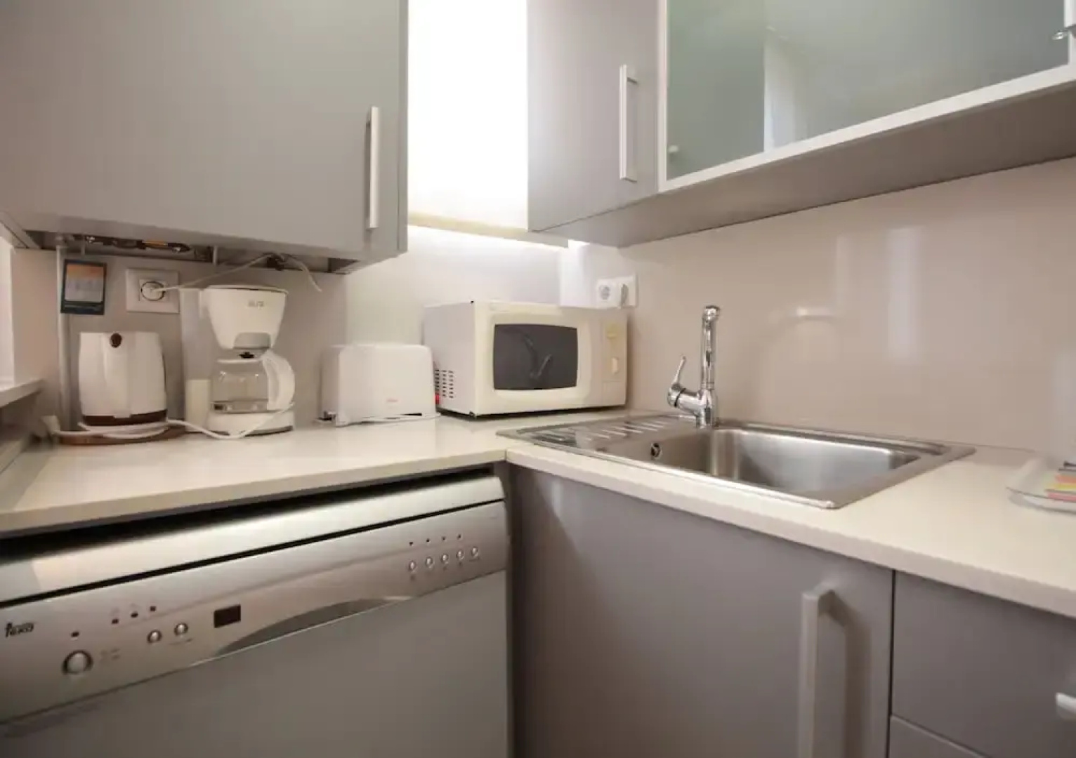 F03 Apartment with private rooftop
