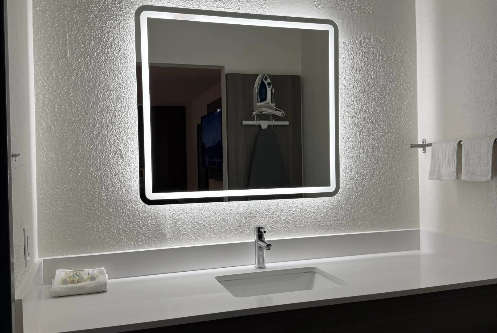 Travelodge by Wyndham Lumberton