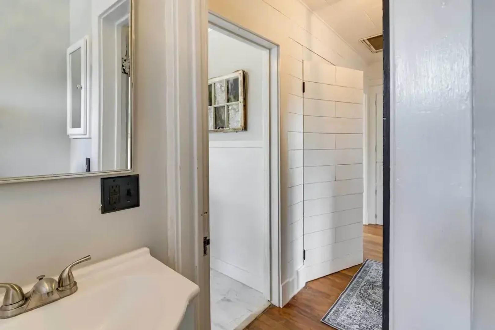 Cozy Starkville Apartment: Walk to Main Street!