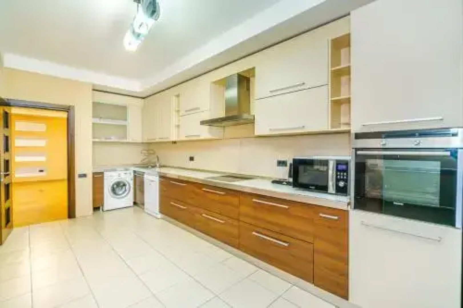Baku City Apartment