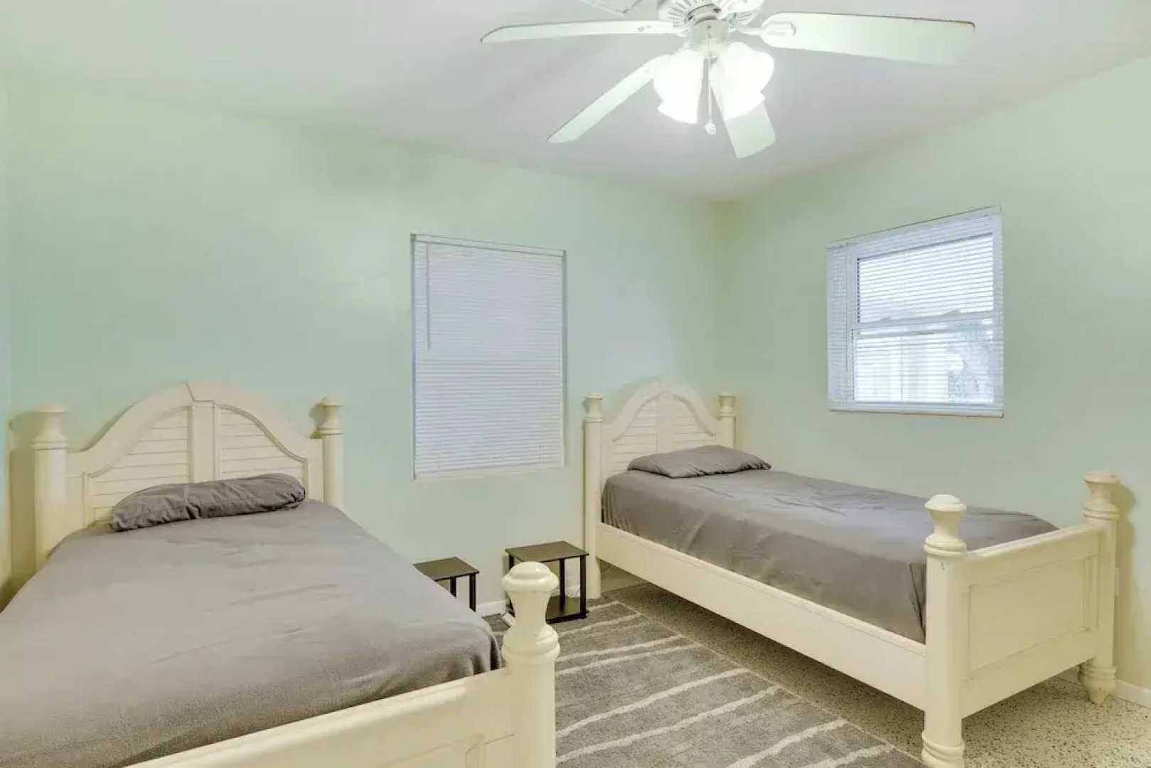 Waterfront Okeechobee Getaway w/ Backyard Dock!