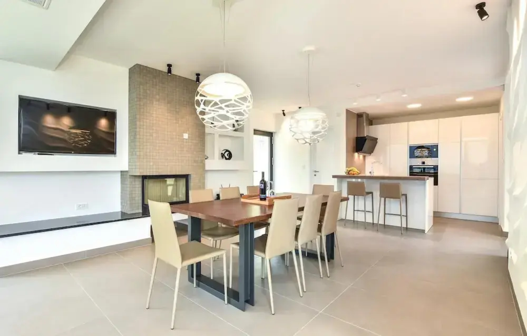Amazing Home in Omis With Sauna, Wifi and 5 Bedrooms