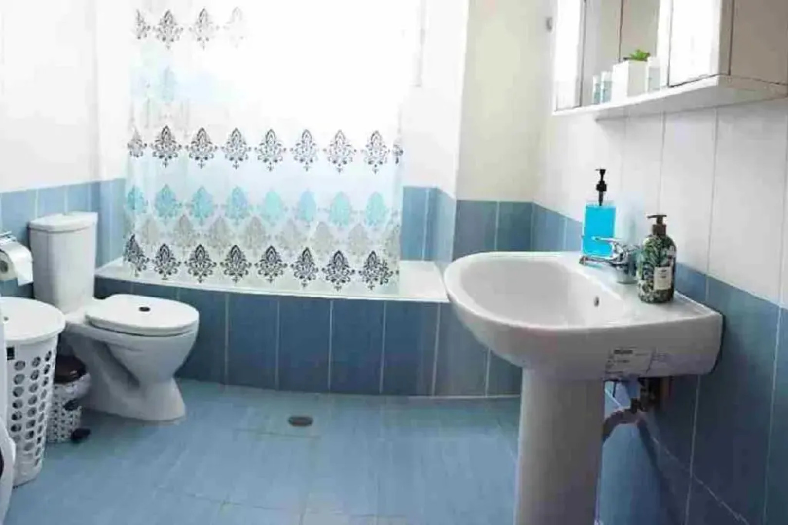 Irene's Apartment In Salakos