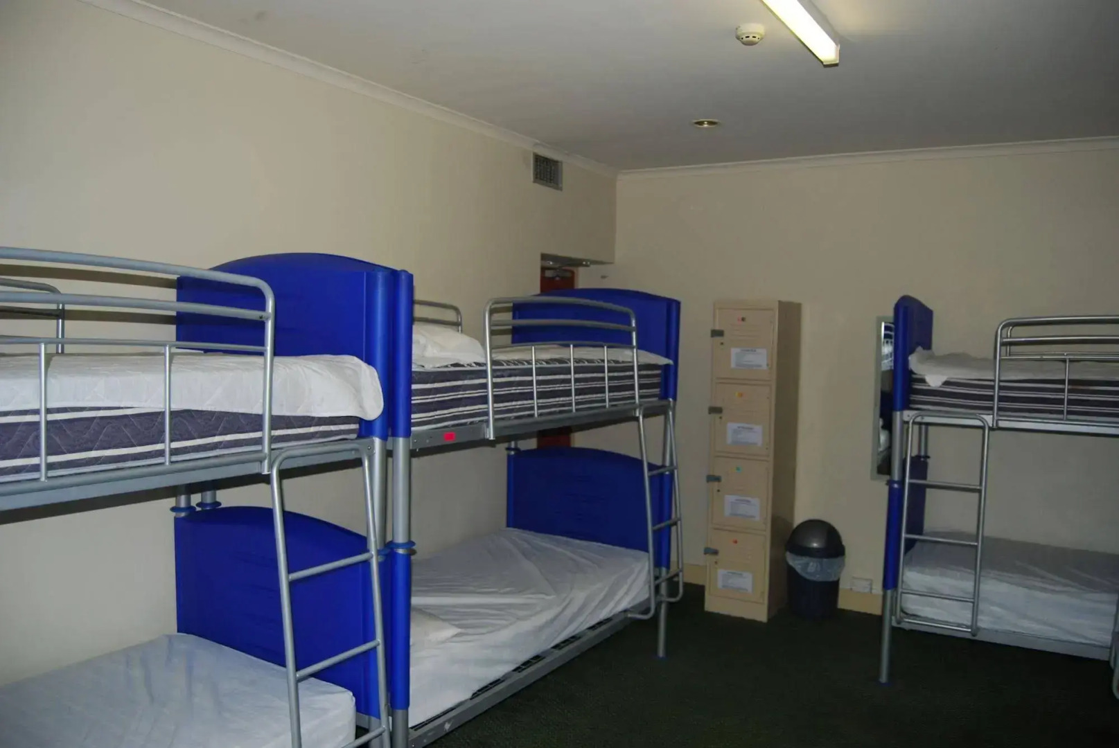 Adelaides Shakespeare Backpackers International Hostel