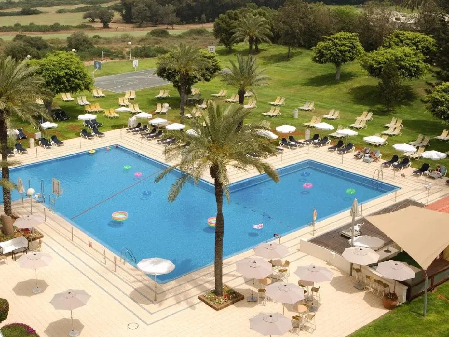 Dan  Caesarea Resort