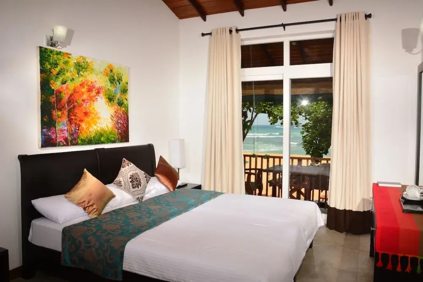 Blanca House • Unawatuna Beach Villas