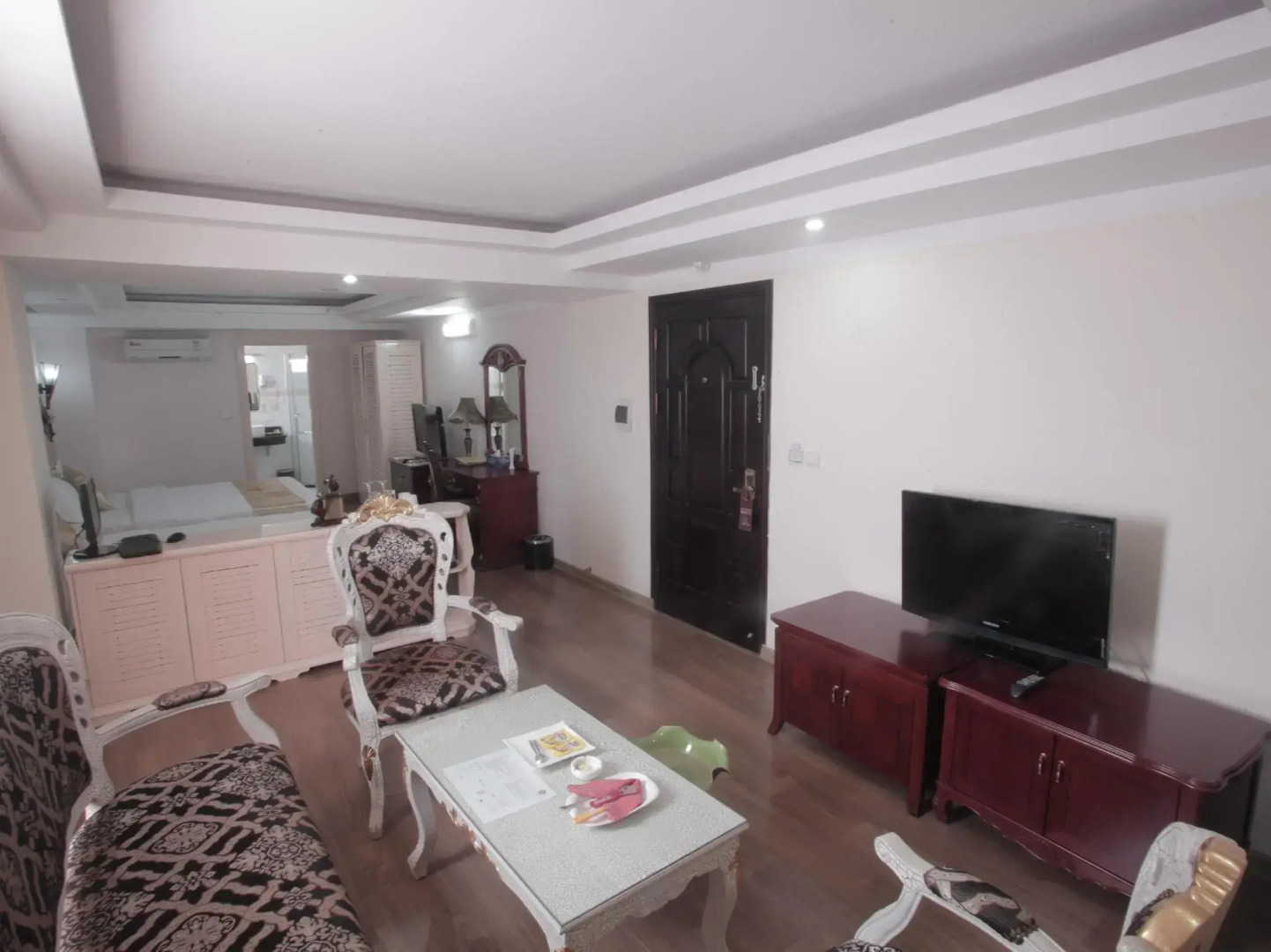 Hoang Long Hotel - Hai Phong Center